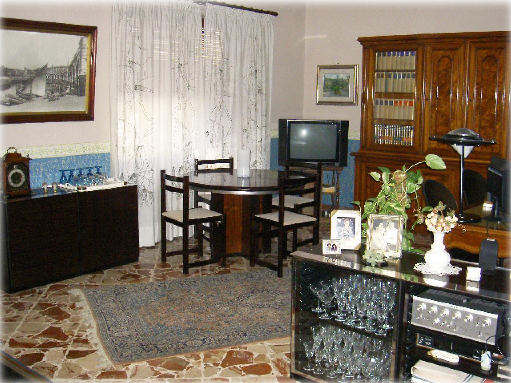 Bed and Breakfast Casa Tina Maugeri à Catane Extérieur photo